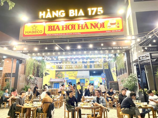 Ánh sáng sống động tạo không gian vui tươi năng động