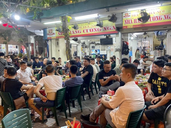 Vệ sinh thuận tiện duy trì quán sạch sẽ chuyên nghiệp