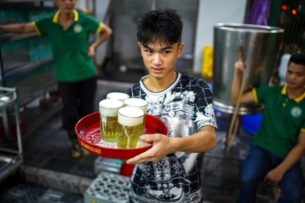 Đào tạo nhân viên phục vụ bài bản