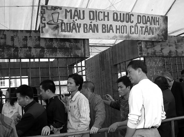 Gắn bó với các con phố, ngõ nhỏ