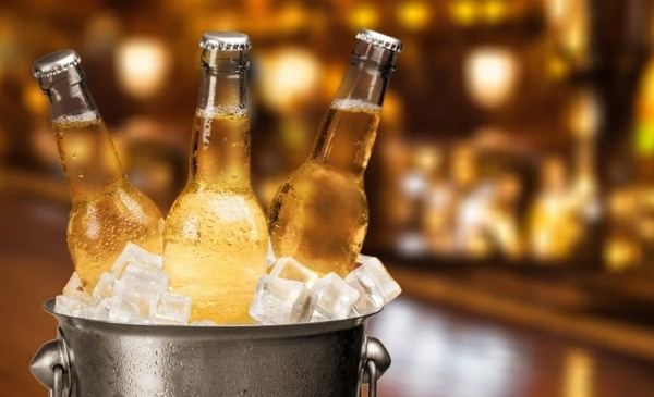 Bia ướp lạnh để ra ngoài có hư không?