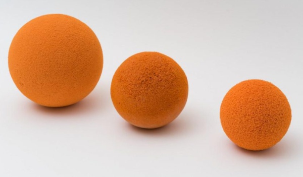 Phương pháp không dùng hóa chất: vệ sinh bằng viên bi xốp