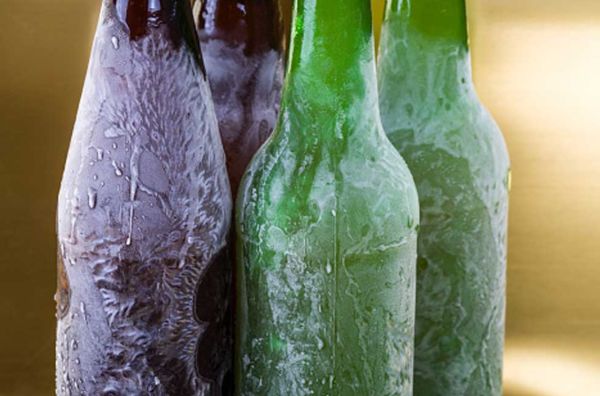 Rủi ro vỡ chai hoặc nổ lon