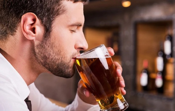 Trường hợp nên uống bia để qua đêm
