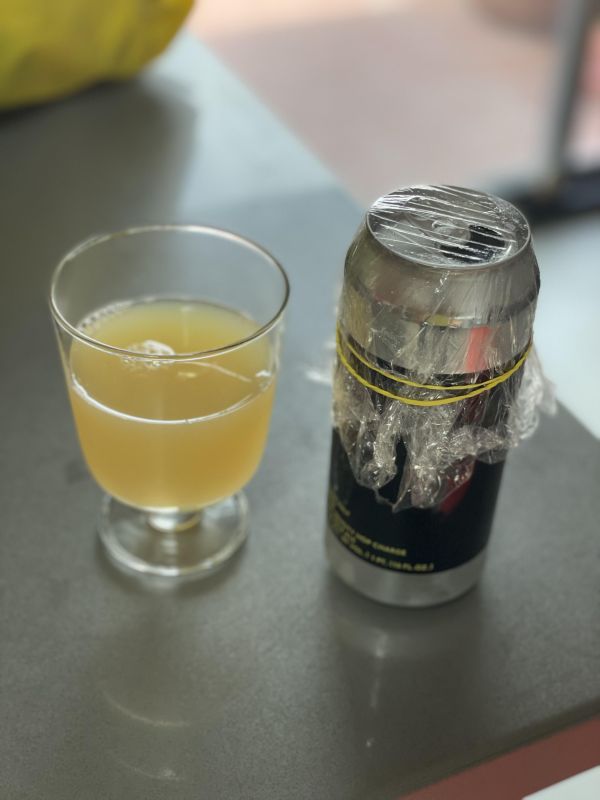 Sử dụng màng bọc thực phẩm và dây thun