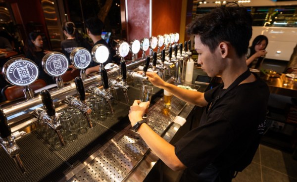 Máy rót bia tươi công nghiệp