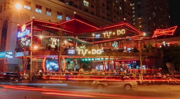 Quán nhậu tự do